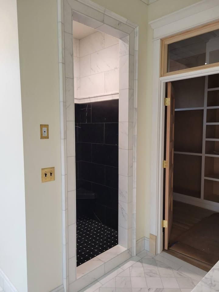 Bathroom Tiling for Goldberg Tile & Stoneworks in Belfair, WA