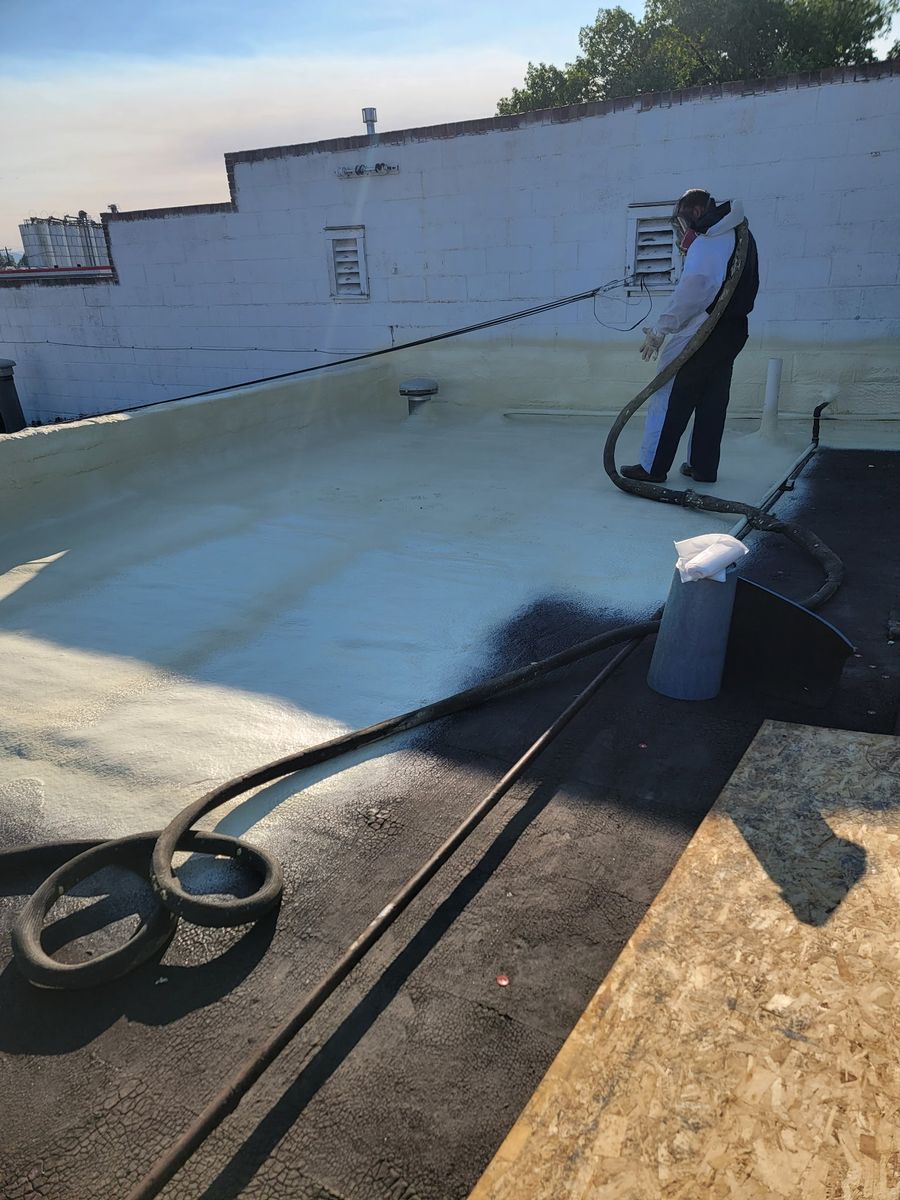 Spray Foam Roofing for Top Shot Insulation in Thermopolis, WY
