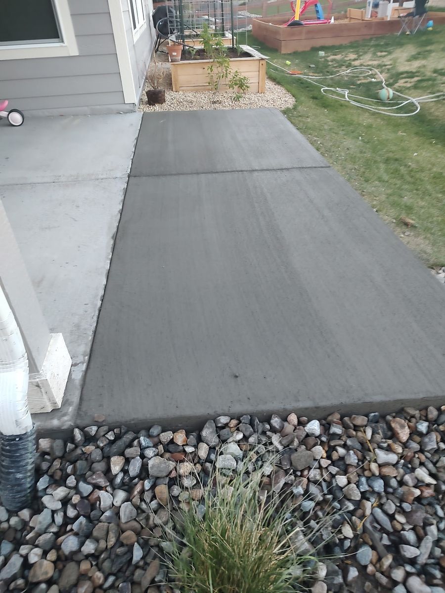 Driveway Construction for J and Son Colorado Concrete in Colorado Springs, CO