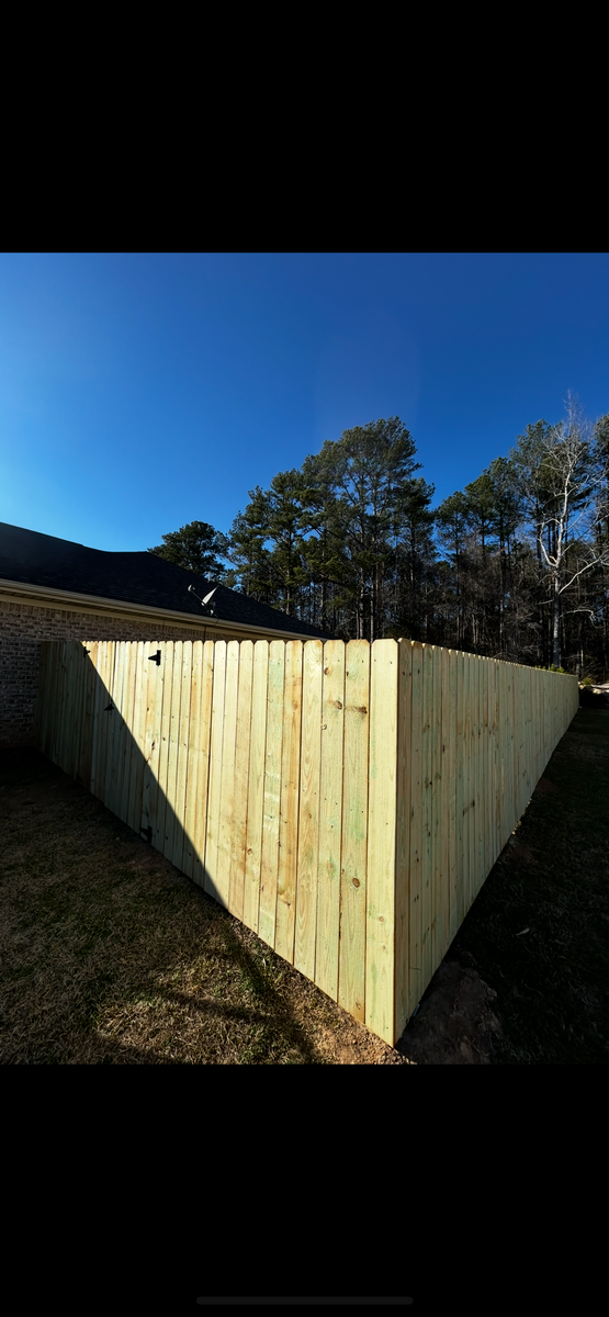 Fencing for Simmons Construction in Starkville, MS