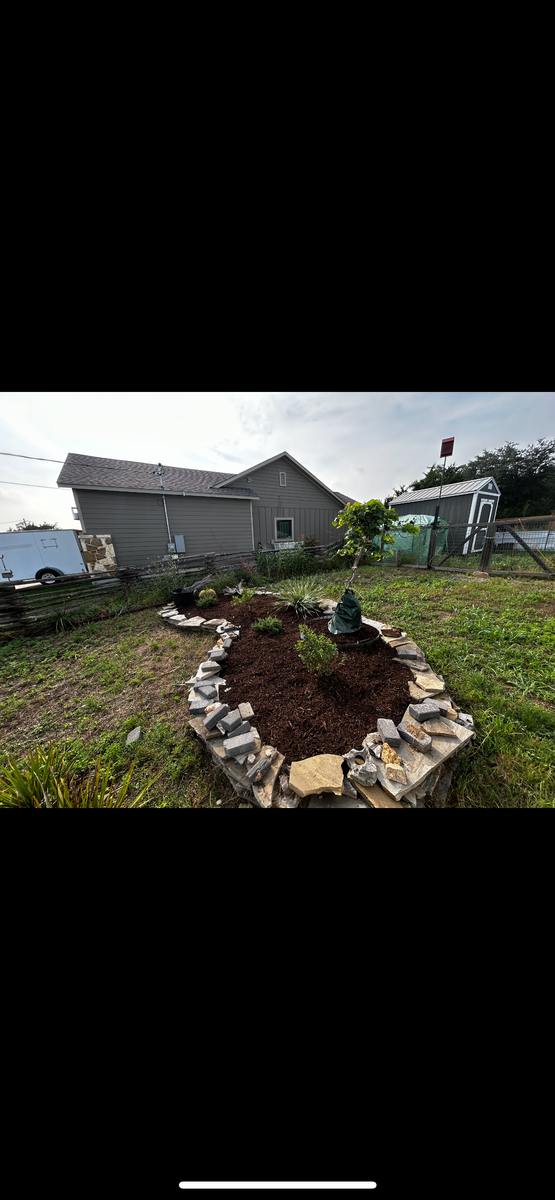 Flower Beds for Good and Green Landscaping in Canyon Lake, TX