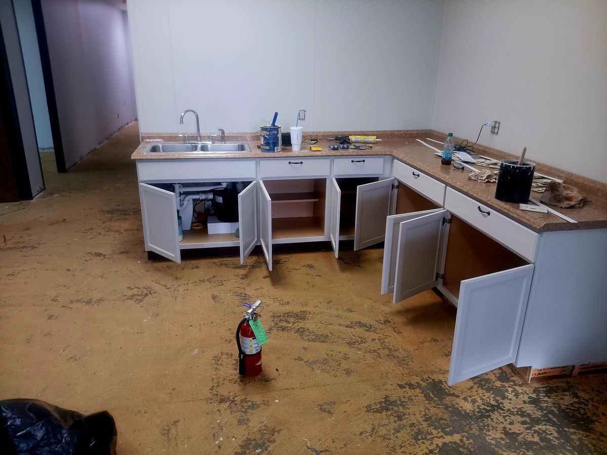 Kitchen and Cabinet Refinishing for Hollier's Painting in Lafayette, LA