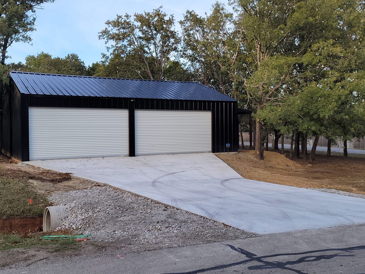 Blacktop for Integrity Construction  in Azle, Texas