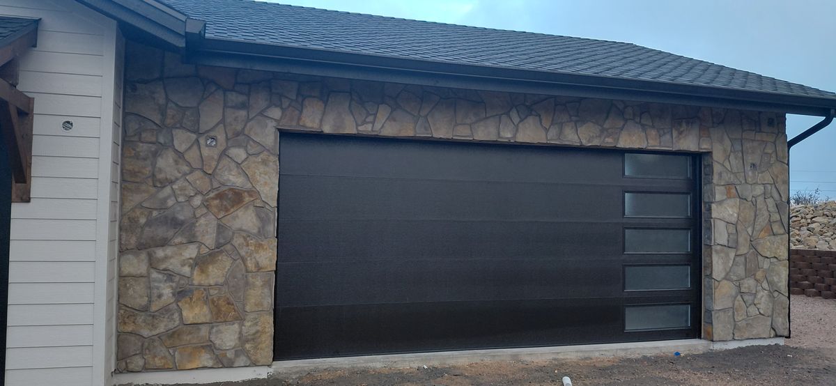 Custom Stone installation for Exquisite Techniques Construction LLC in Prescott, AZ