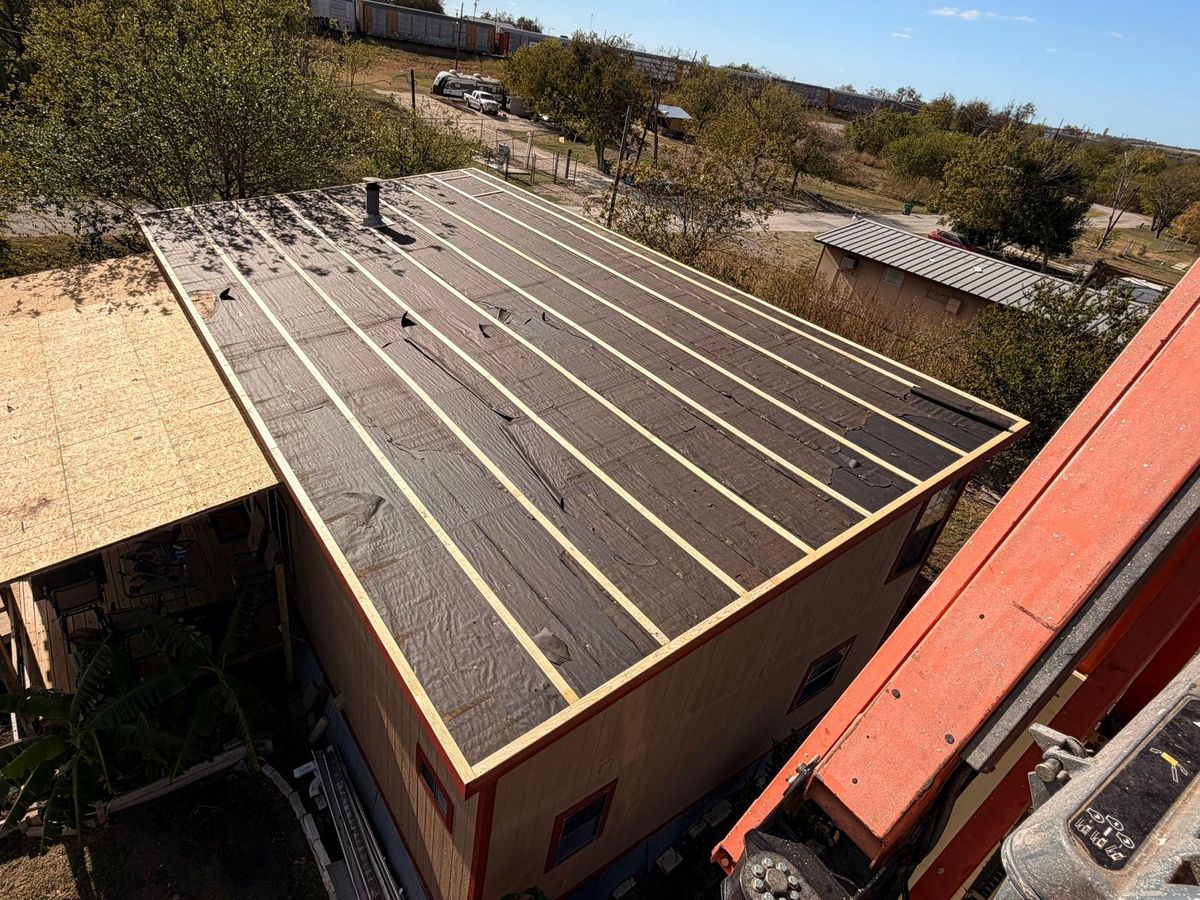 Roofing for R E Tanner Home Improvement in Buckholts, TX