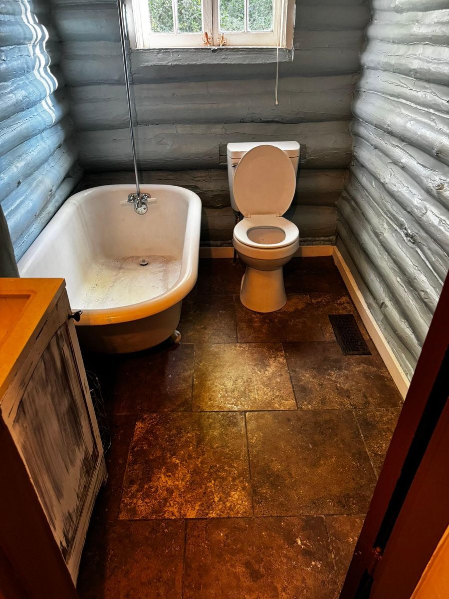 Flooring Chattanooga, TN for R & T Contracting in Chattanooga, TN