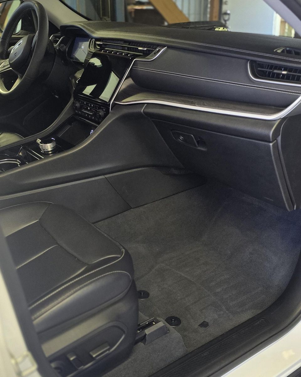 Full Detail Service for Luxury Auto Detail in Peoria, IL