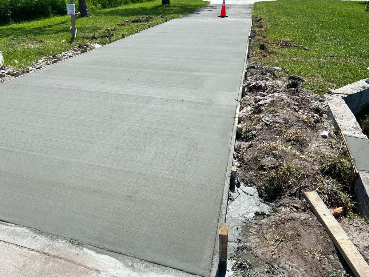 Concrete Repairs for Green Hammer Concrete in Palm Bay, Florida