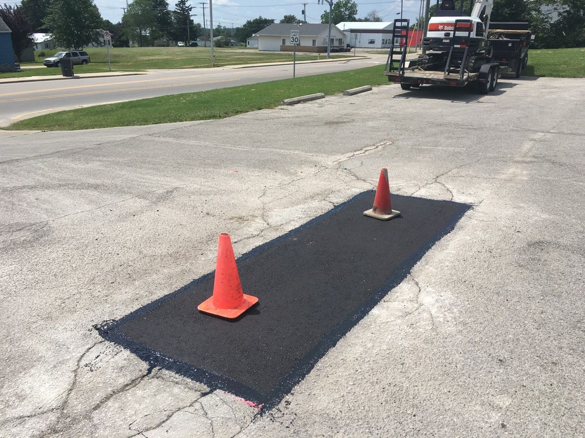 Asphalt Paving and Patching  for Straight Line Striping in Little Rock, AR