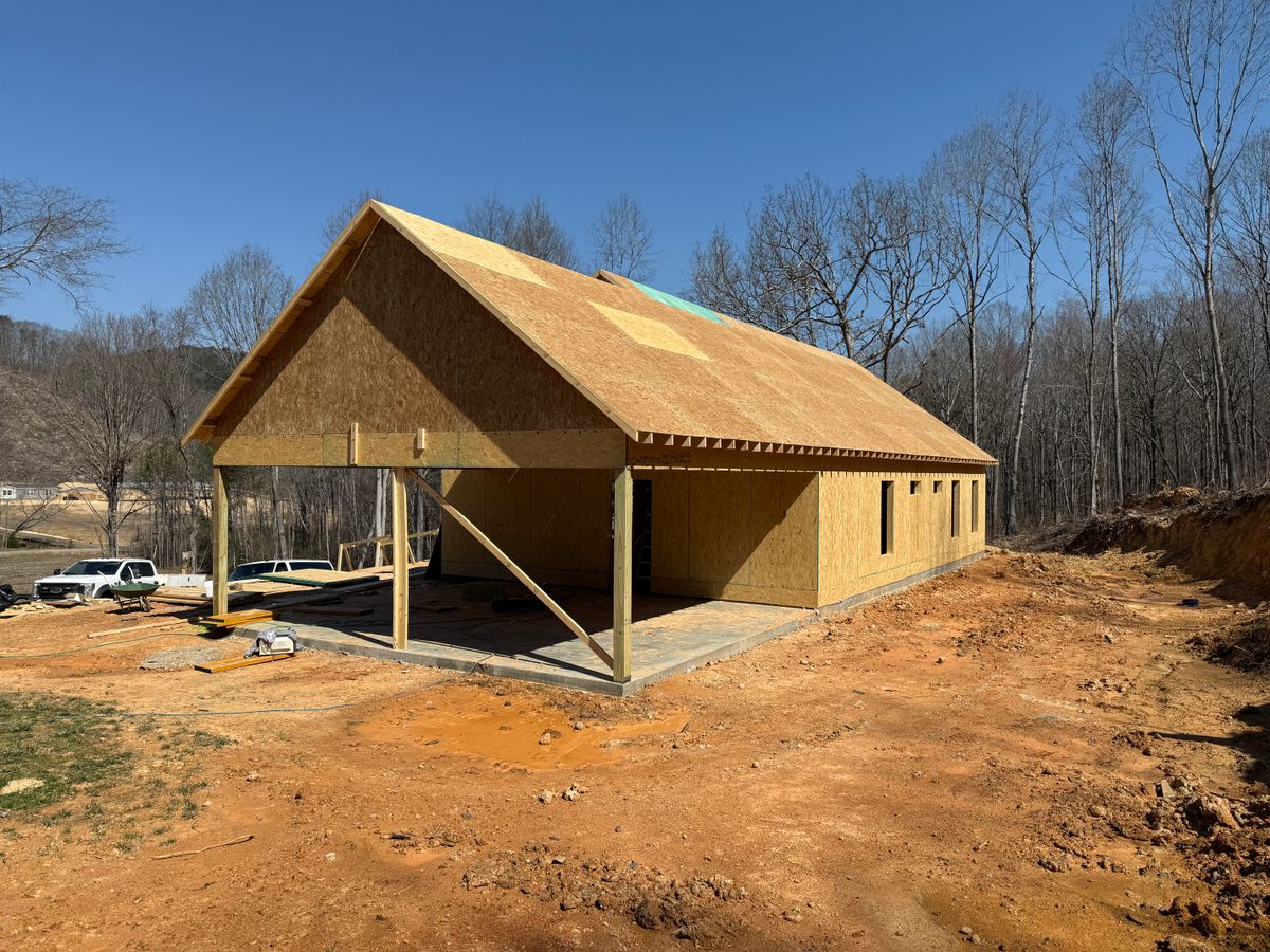 Barn and Home Construction for Triple H Construction in Cave Spring, GA
