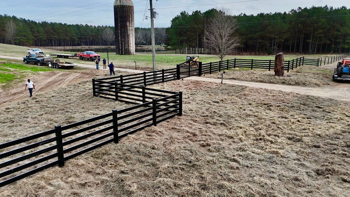 Fence Installation for First Fence LLC in Hernando, MS