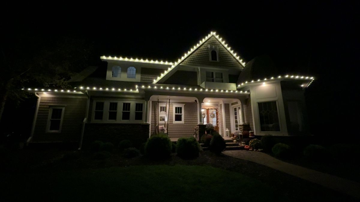 Christmas Lights for Bluegrass Brothers Exterior Services LLC in Elizabethtown, KY
