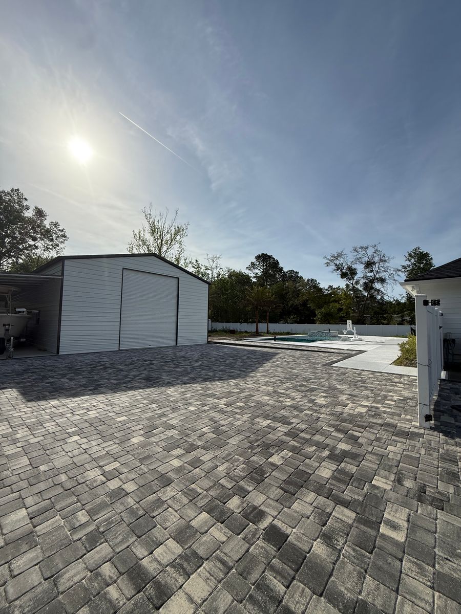 Pavers & Hardscapes for Pro Designs Landscaping in Jacksonville, FL