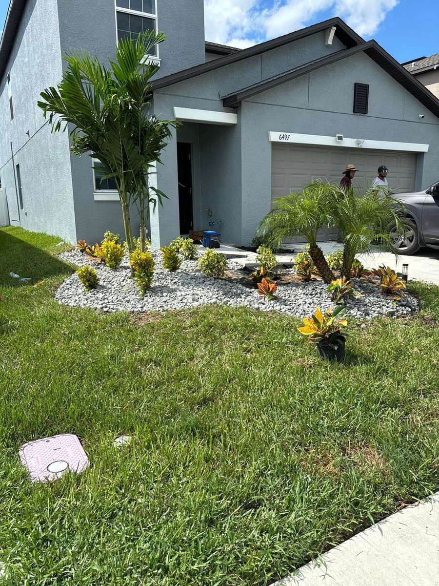 Mulch Installation for MJK Landscaping LLC in Wesley Chapel, FL
