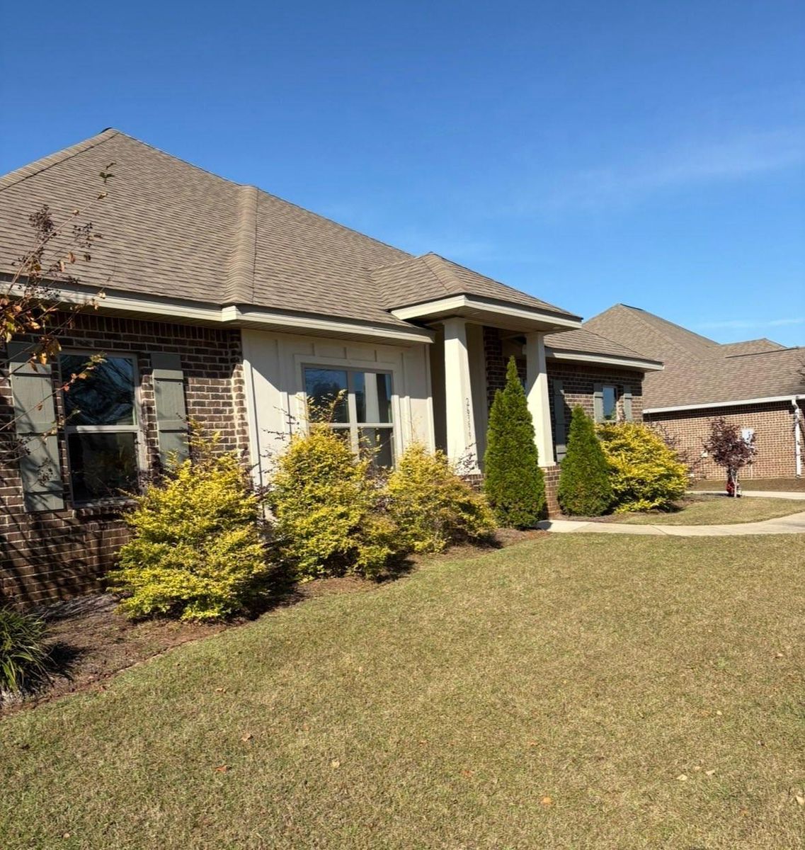 Shrub Care, Property Cleanup for Enhanced Landscape in Daphne, AL