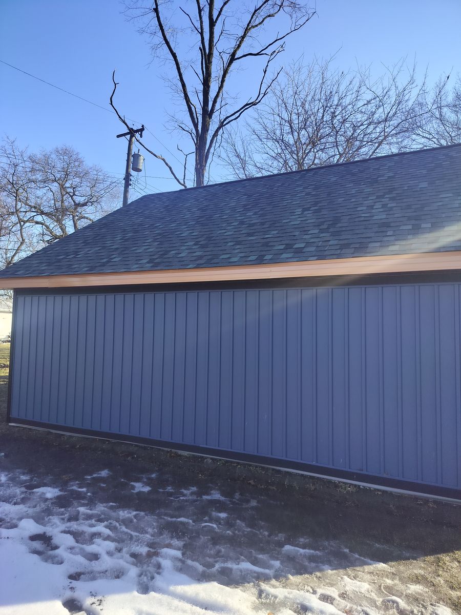 Roofing Installation for Biigway Construction LLC in Hobart, IN
