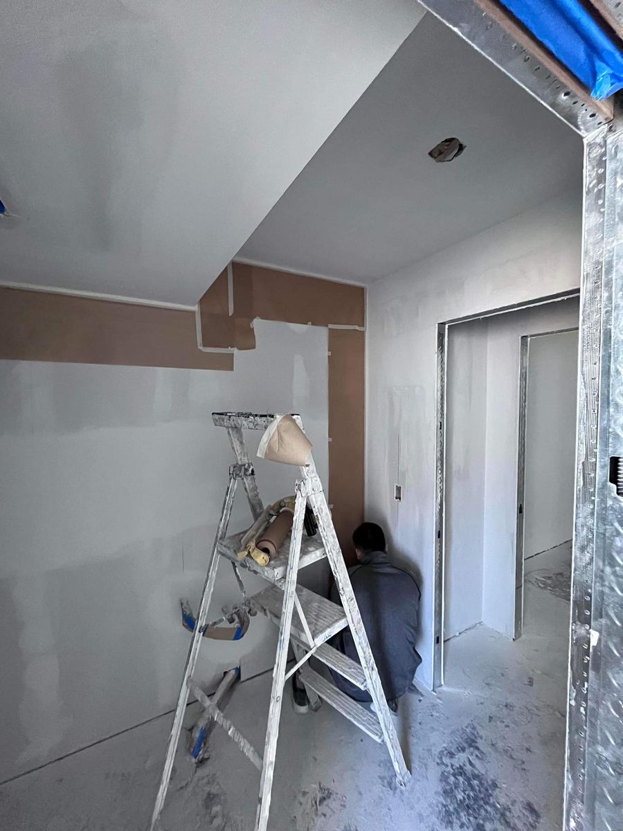 Specialized Hand & Spray Texturing for Rolan’s Pro Finish in Amarillo, TX