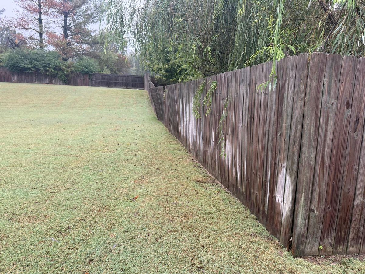 Fence Repair for Frontline Fencing LLC in Hernando, MS