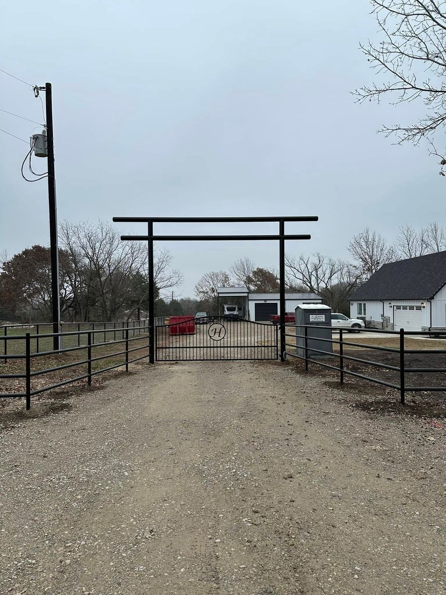 Gate Installation and Repair for Faith Fence and Fabrication Inc. in Gunter, TX