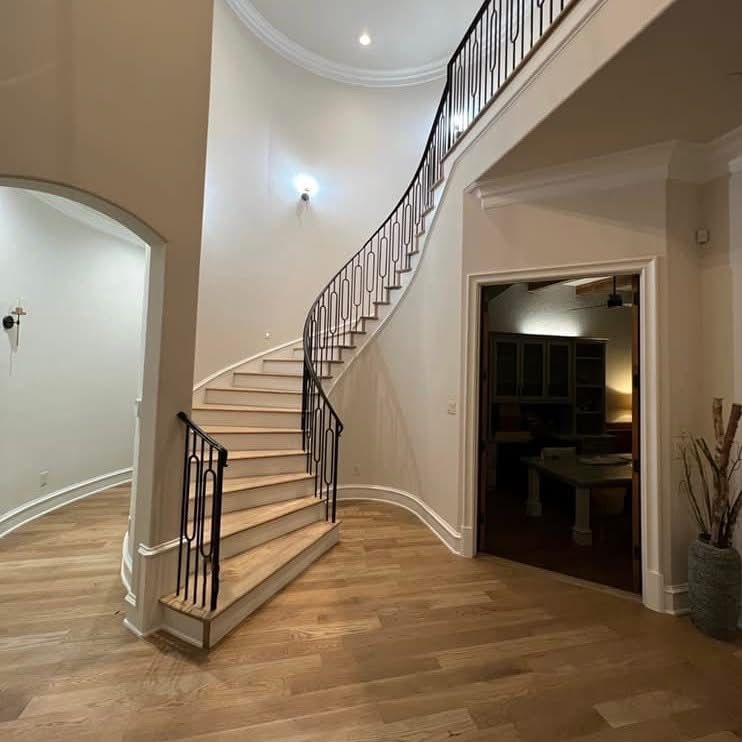 Wood Stairs for Cross Iron Stairs LLC in Little Elm, TX
