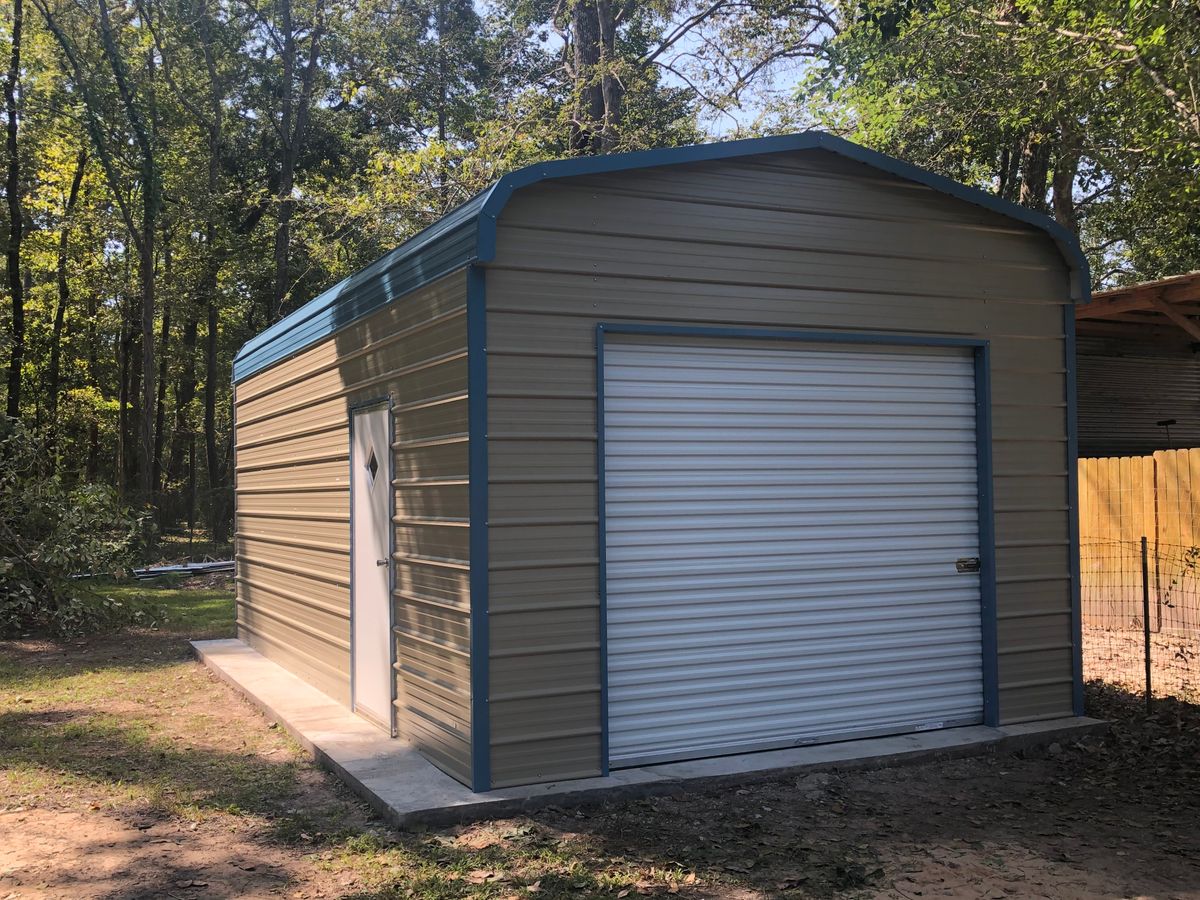Metal Roofing for PineyWoods Buildings LLC in Nacogdoches, TX