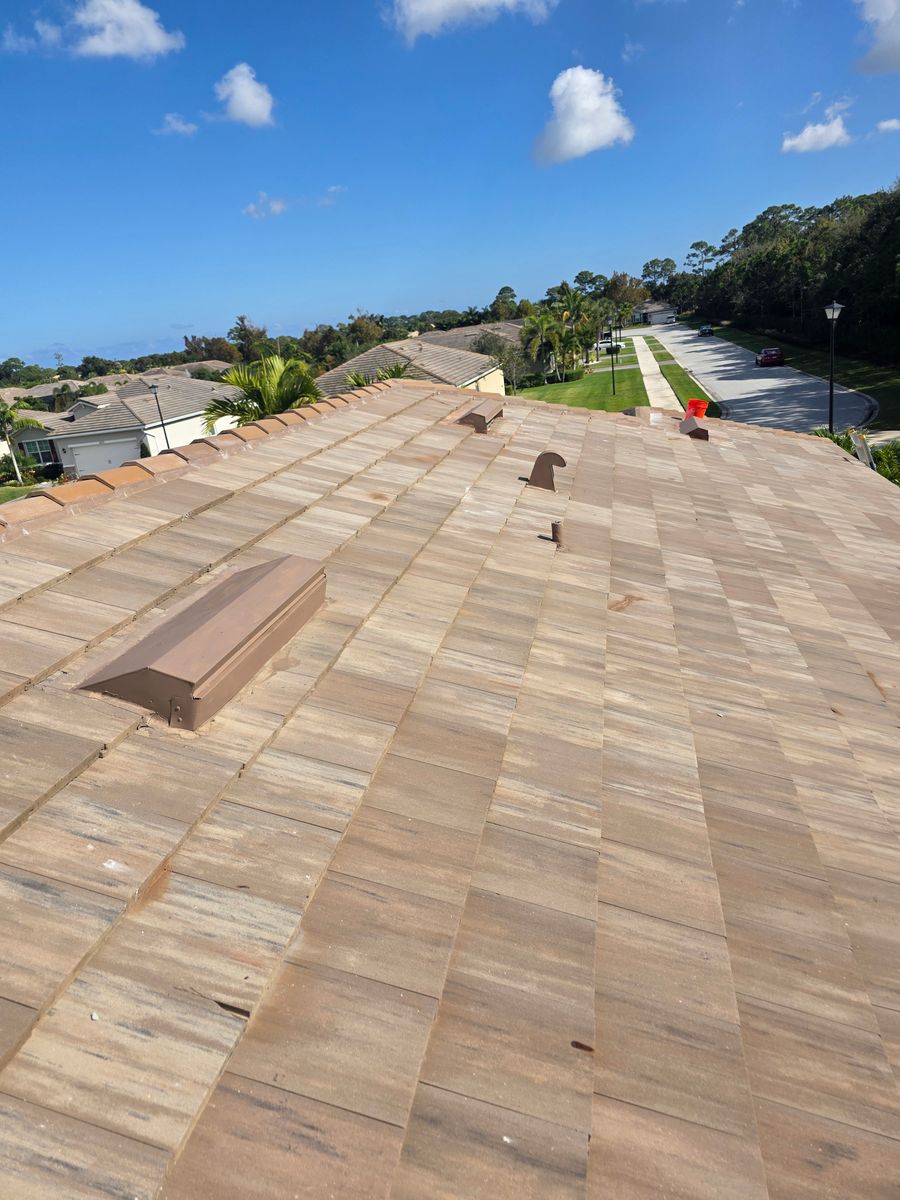 Roof Replacement for Ridgecap Roofing in Port St. Lucie, FL