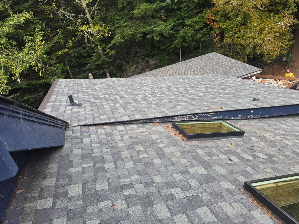 Roofing for Matthew Brooms Construction  in Coos Bay, OR
