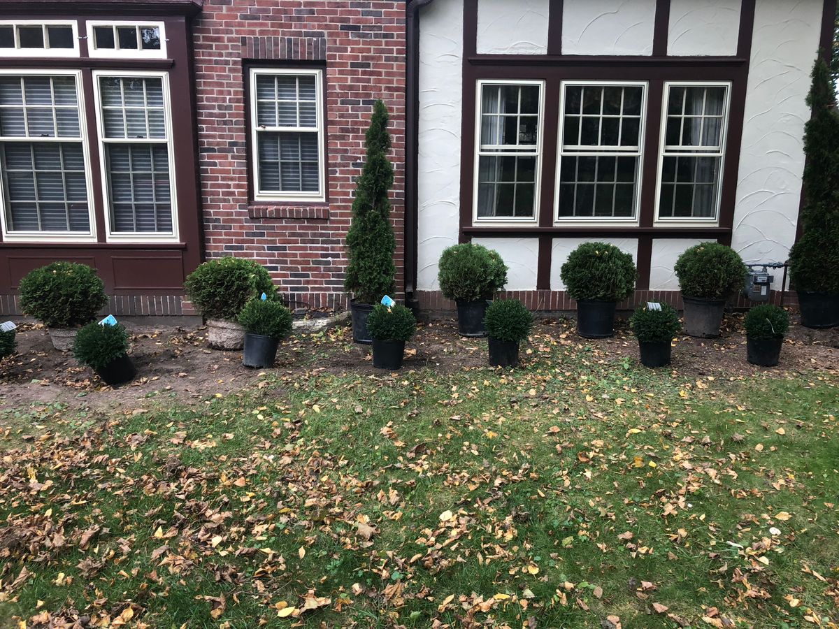 softscapes for Paradise Lawnscapes in West Bend, WI