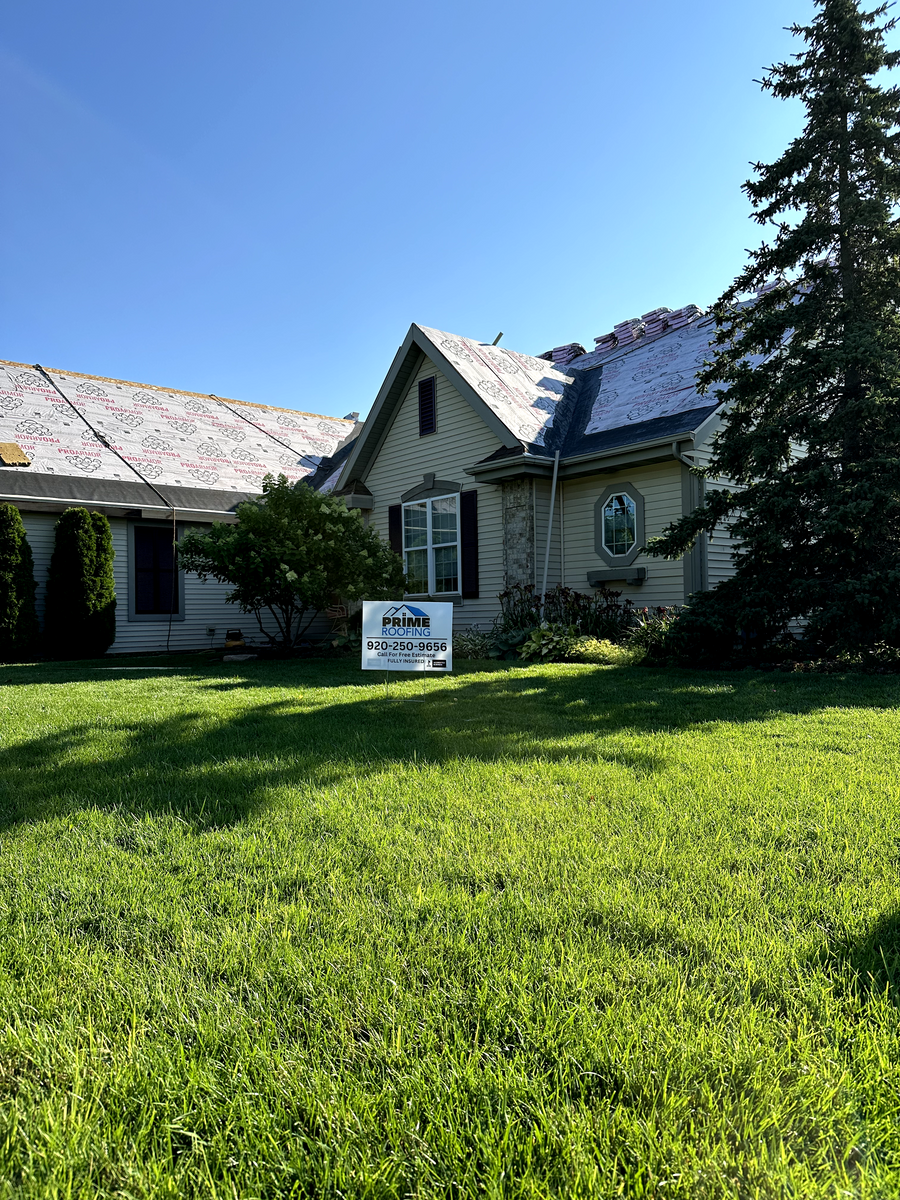 Roofing Replacement for Prime Roofing LLC in Menasha, WI