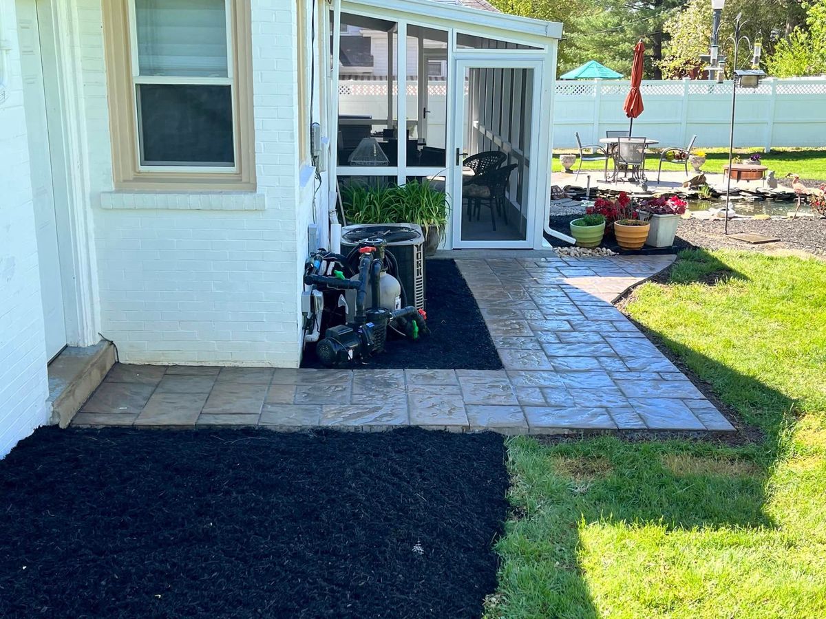 Mulch Installation for Lavish Landscaping in Bethlehem, PA