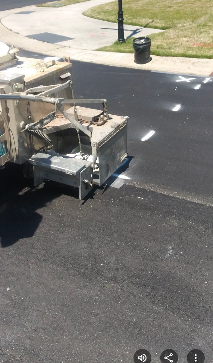 Sealcoating for Stripe A Lot in Knoxville, TN