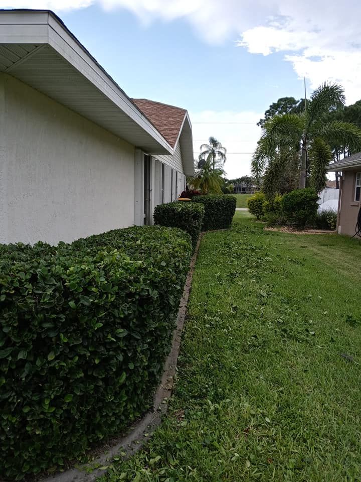 Shrub Trimming for Unity Maintenance & More LLC in Englewood, FL