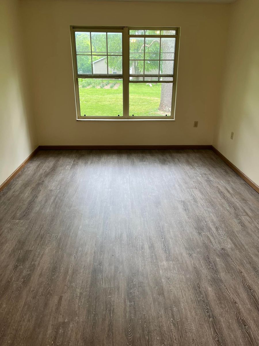 Flooring Repair for Everglow Flooring in Columbus, OH
