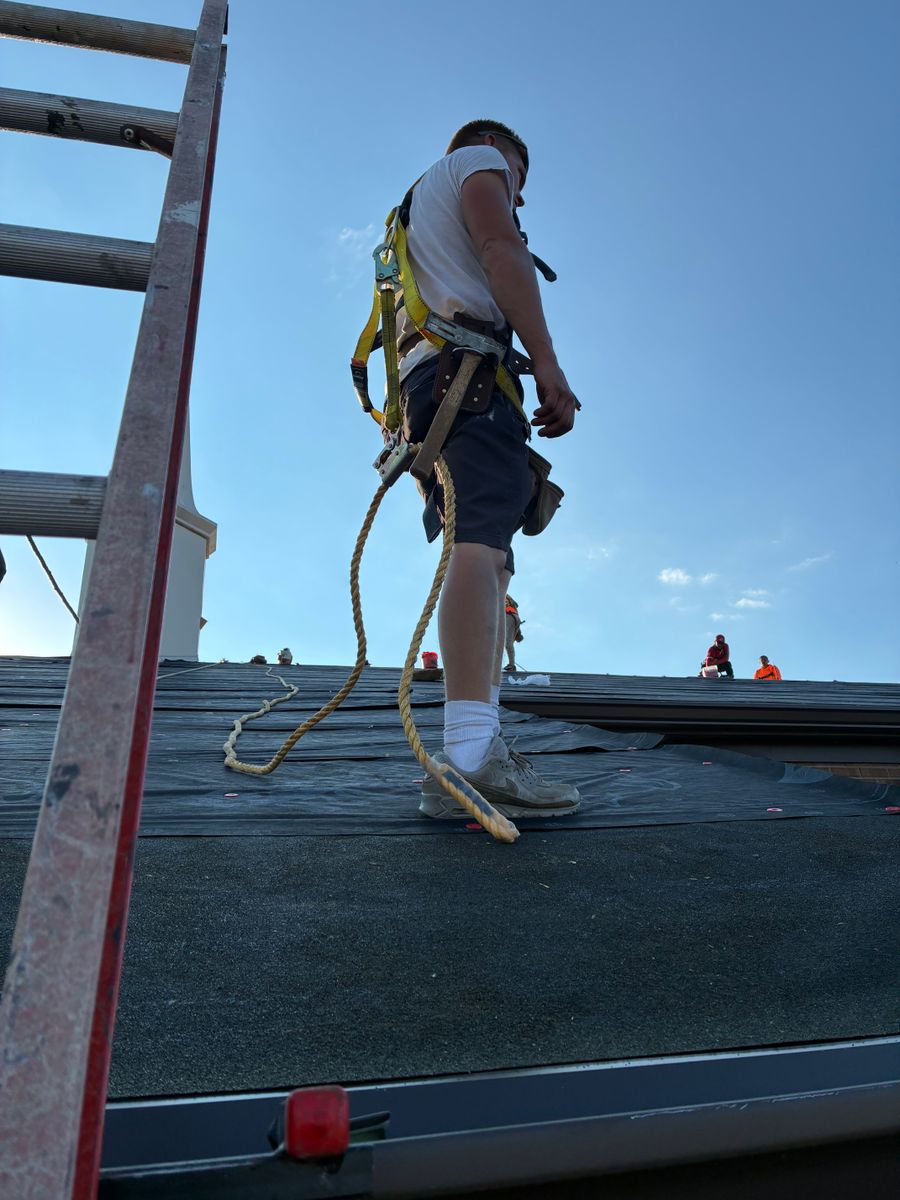 24/7 Emergency Services (Roof repair and Roof tarping service) for Precious Roofing in Madeira, OH