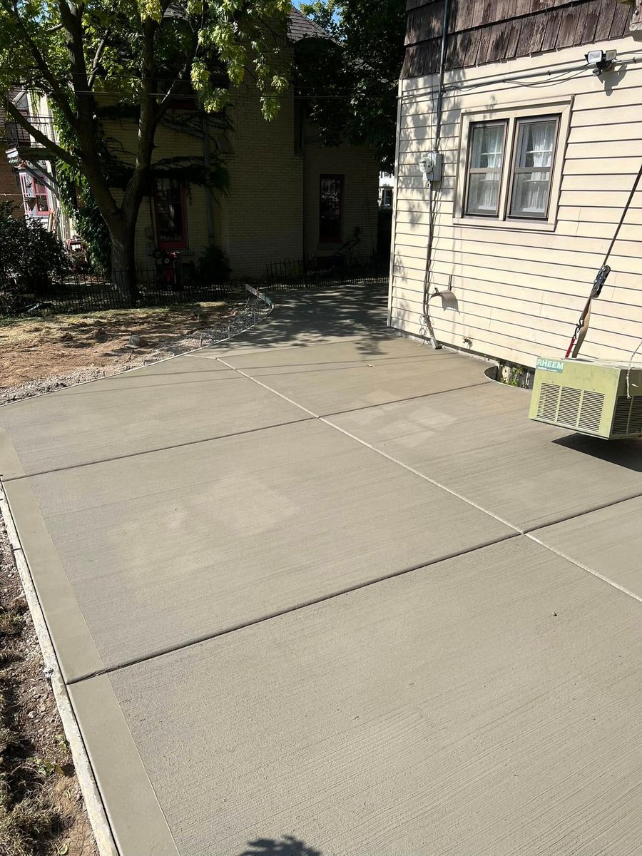 Sidewalk Installation for MKE Concrete Contractors LLC in Milwaukee, WI