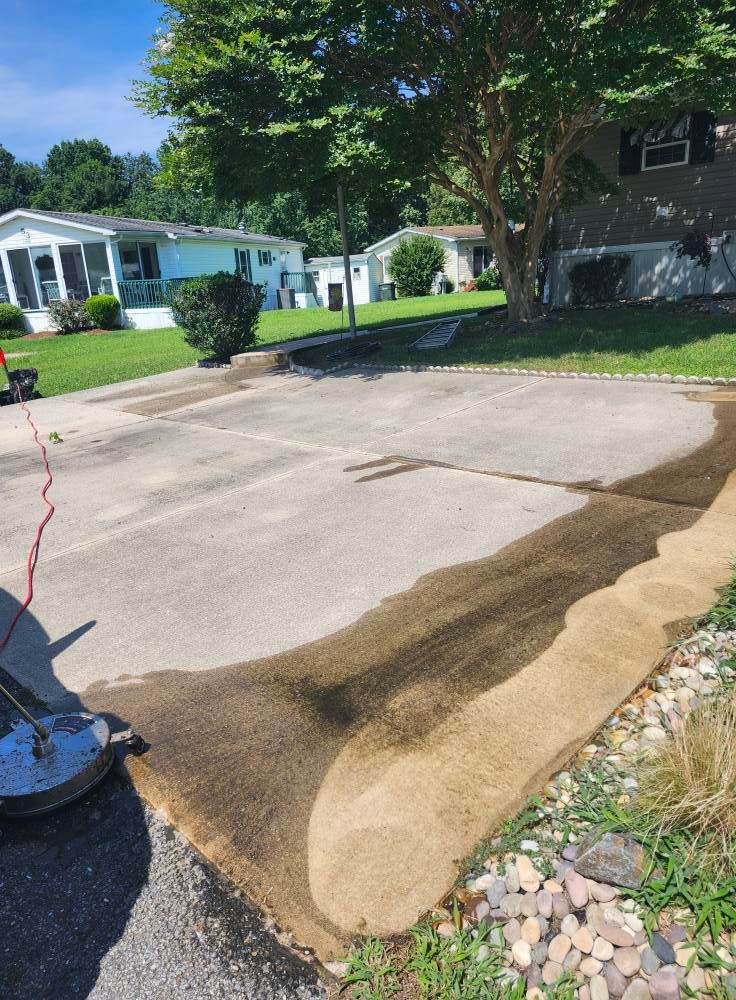 Power Washing for Francos Landscaping LLC in Rehoboth Beach, DE