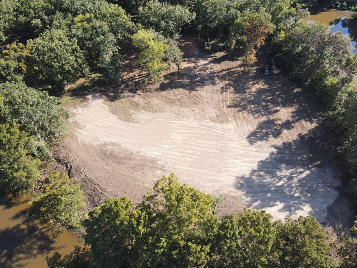 House pads & Driveway Installations for Lambert Equipment Services in Hessmer, LA