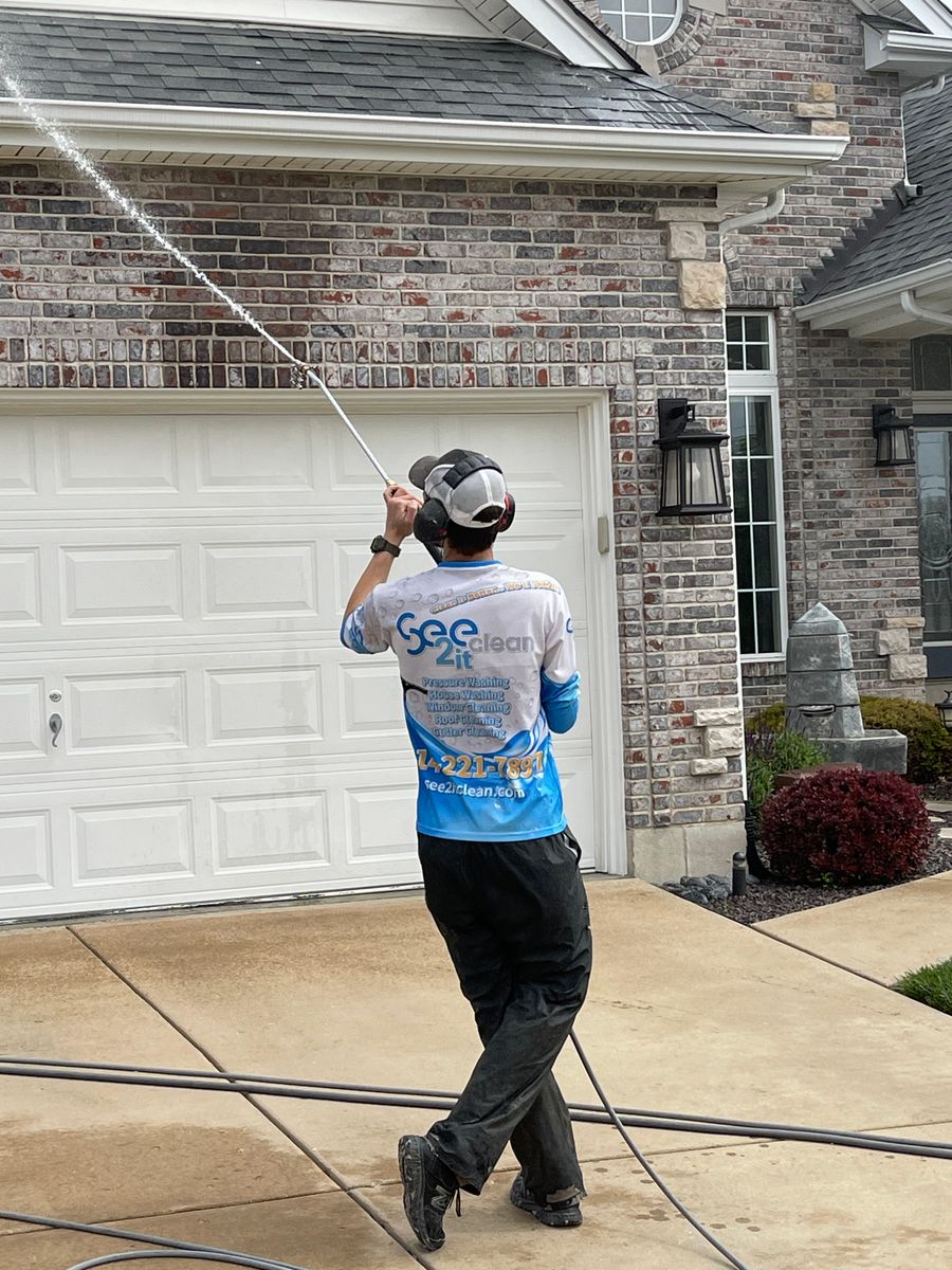 House Washing for See2it Clean in St Louis, MO