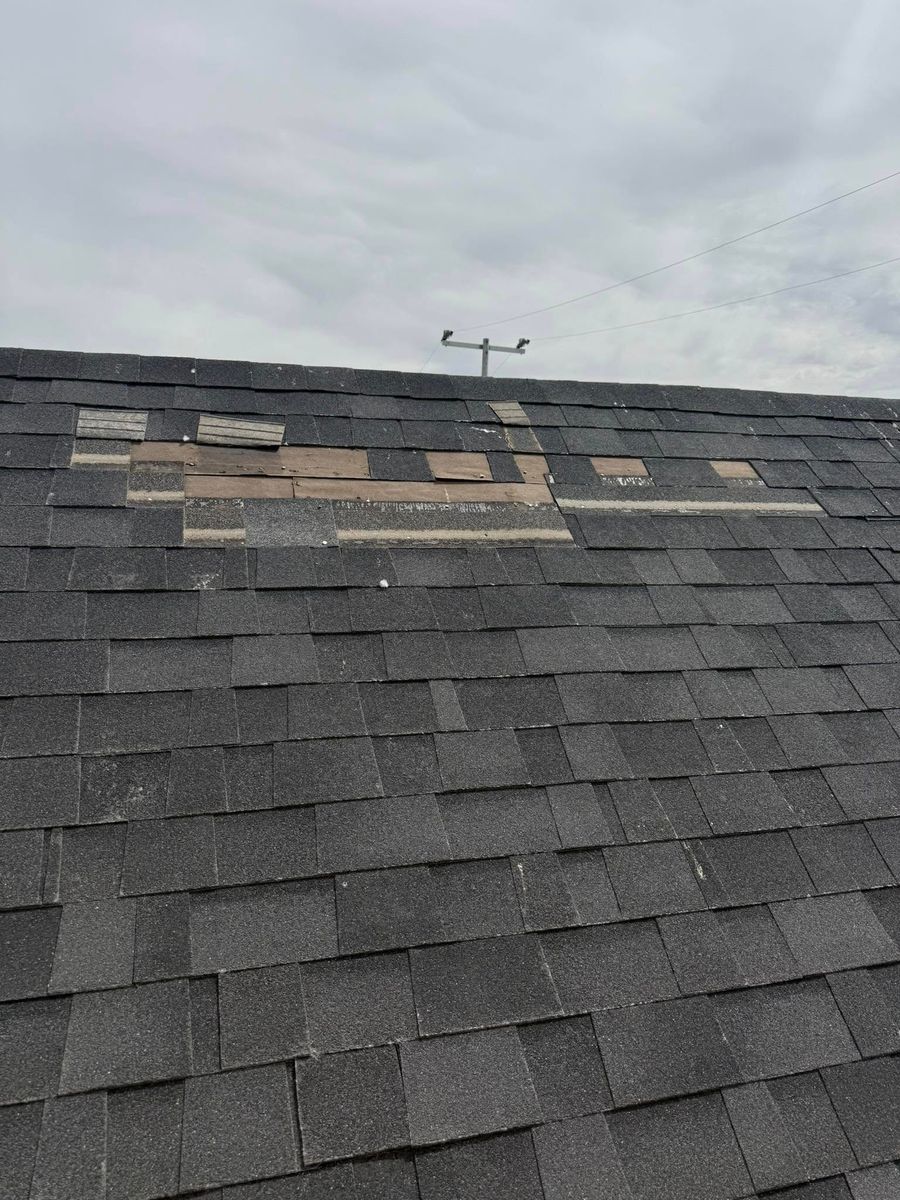 Roofing for Anozira Contracting Services  in Phoenix, AZ