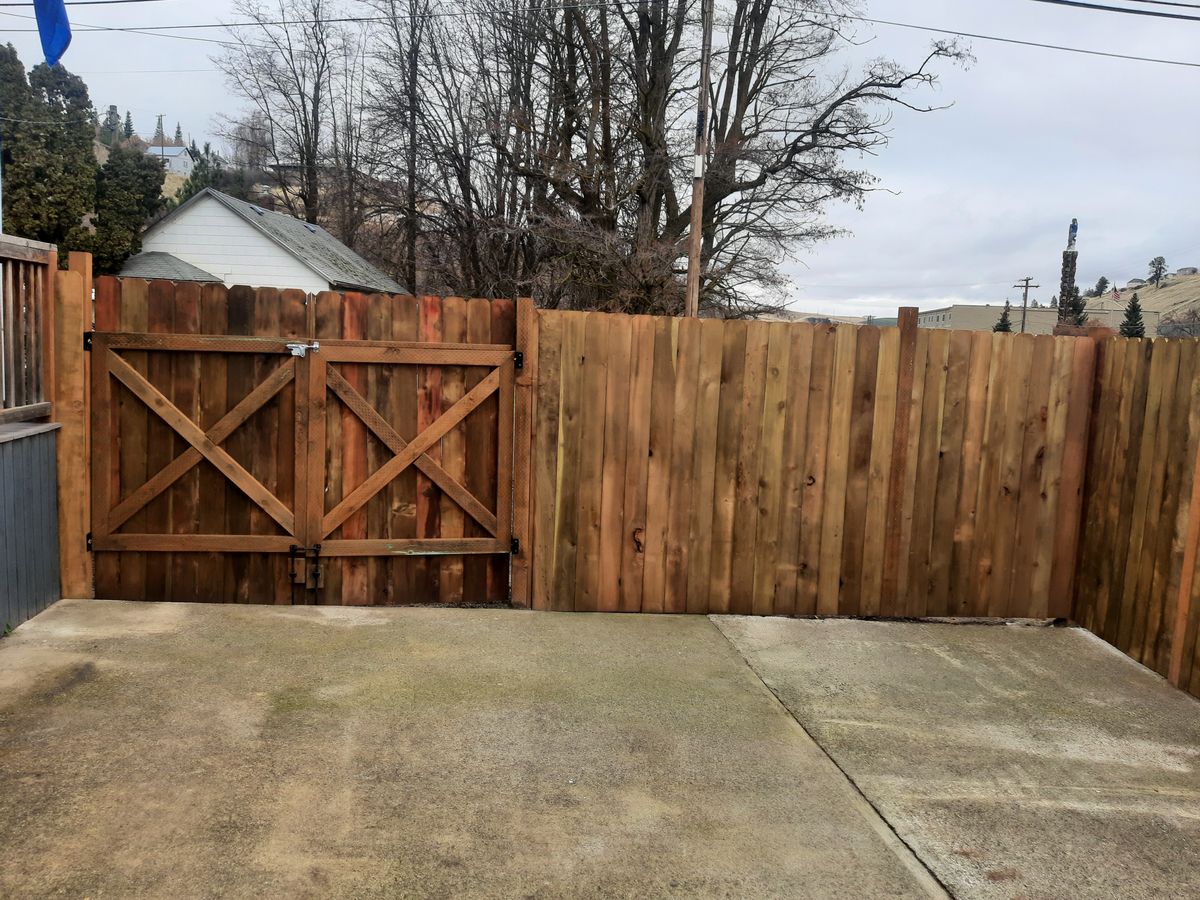 Wood Fencing for Wild Mutt Handyman Services in Pullman, WA