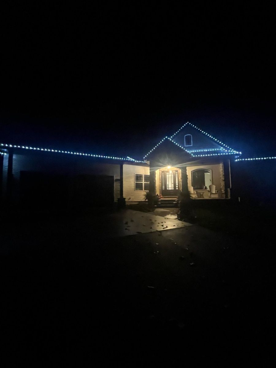 Christmas Lights for Marten Pressure Washing in Litchfield, IL