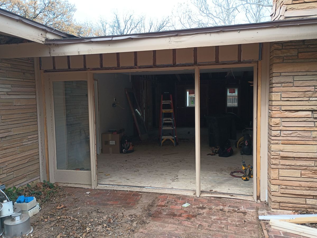 Window Installation for CR Work Window and Door Services LLC in Lubbock, TX