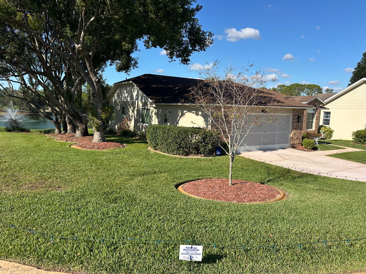 Lawn Spraying for Garrison Pest Control Inc in North Weeki Wachee, FL