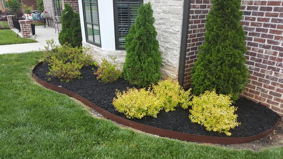 Mulch Installation for Great Honest Loyal LLC in Chattanooga, TN