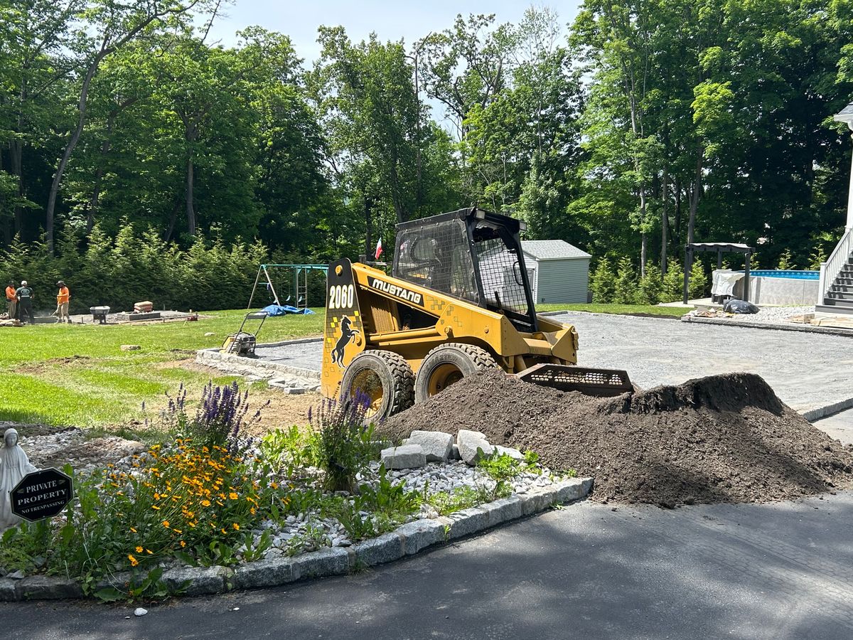 Patio Design & Construction for Zaldivar’s Lawn Care INC  in Peekskill, NY