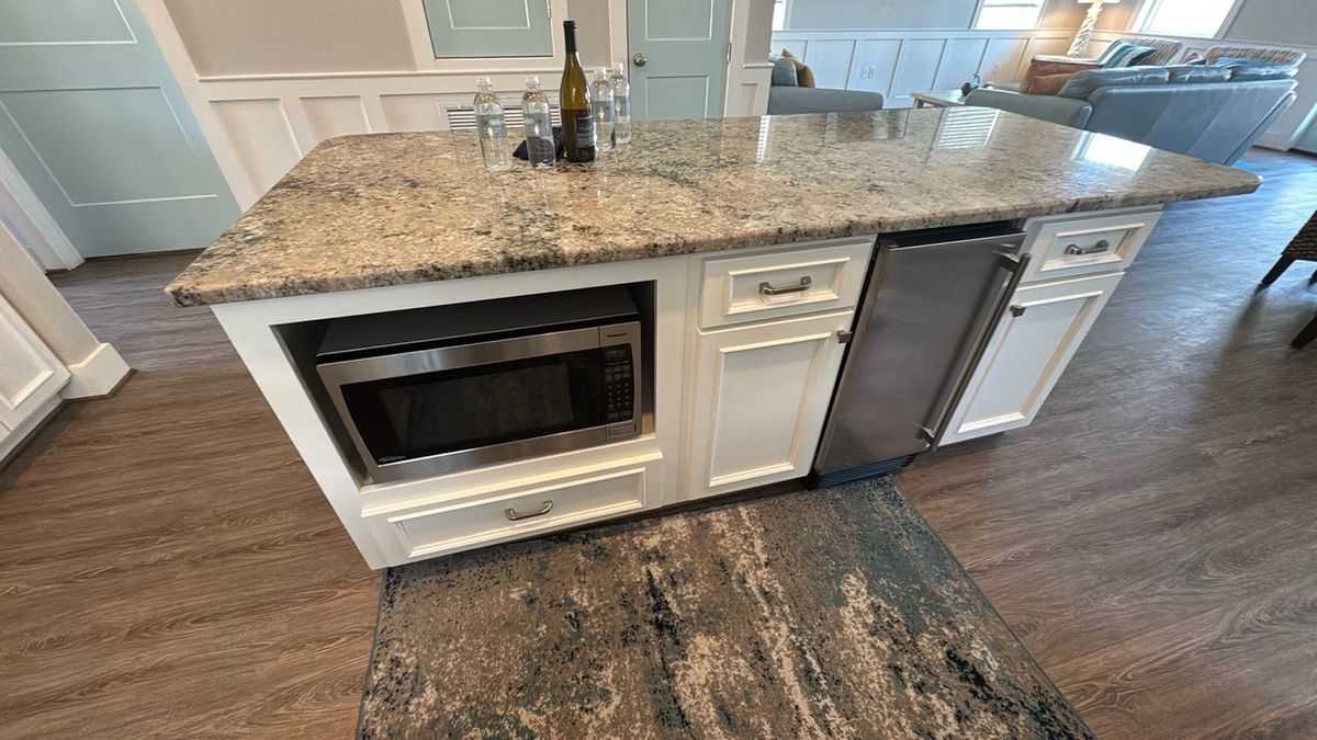 Kitchen and Cabinet Refinishing for Costa Esmeralda Painting in Fort Walton, FL