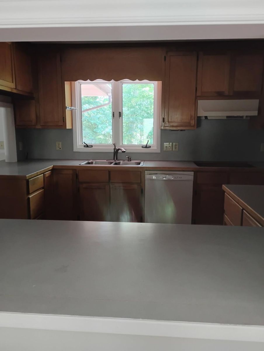 Move In / Move Out Cleaning for Minor Deep Cleaning Services in Durham, NC