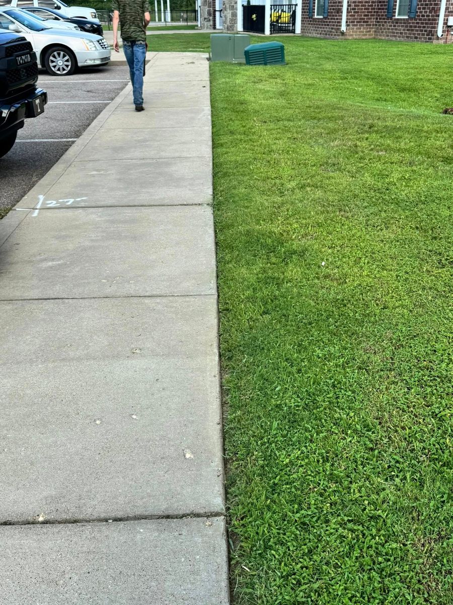 Hardscape Installation for Apex Lawn & Landscaping INC in Dyersburg, TN