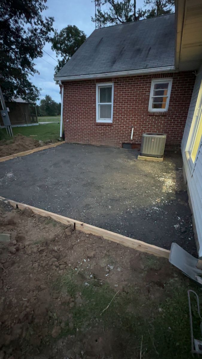 Residential Excavation for Travis Excavating LLC in Olney,, IL