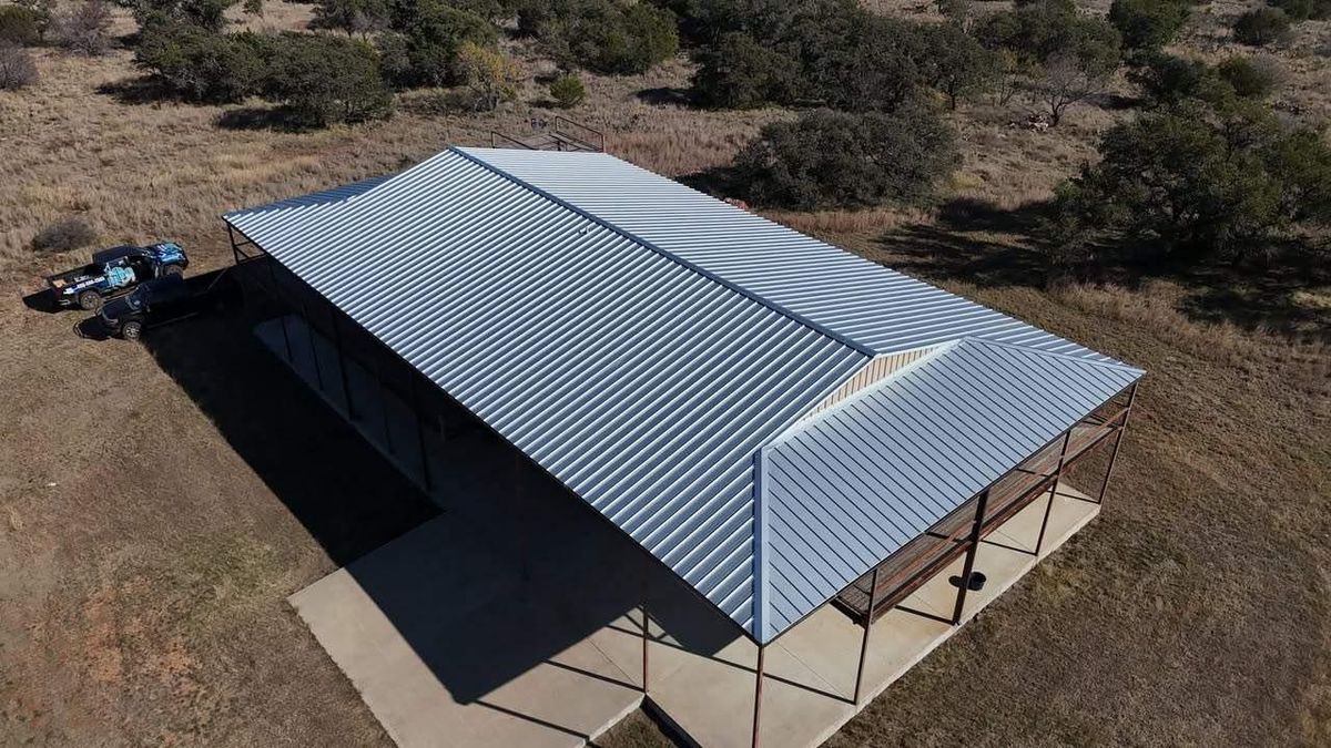 Roof repairs for Barcenas Roofing & Remodeling in San Saba, TX